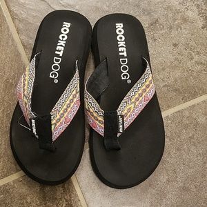 Rocket dog flipflops size 9
